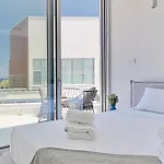 Seaview Luxury Jacuzzi & Pool! 2 Min 别墅 *