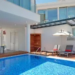 Seaview Luxury Jacuzzi & Pool! 2 Min * 普罗塔拉斯