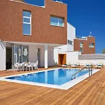 Seaview Luxury Jacuzzi & Pool! 2 Min 普罗塔拉斯
