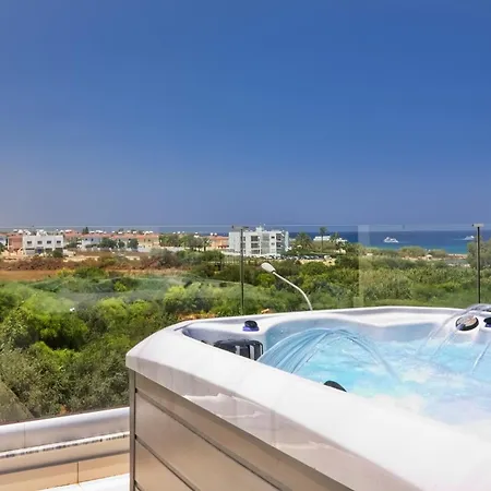 Seaview Luxury Jacuzzi & Pool! 2 Min * Protaras