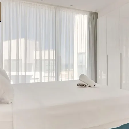 Seaview Luxury Jacuzzi & Pool! 2 Min Villa