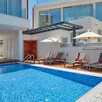 Seaview Luxury Jacuzzi & Pool! 2 Min Willa Protaras
