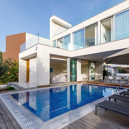 Seaview Luxury Jacuzzi & Pool! 2 Min 普罗塔拉斯