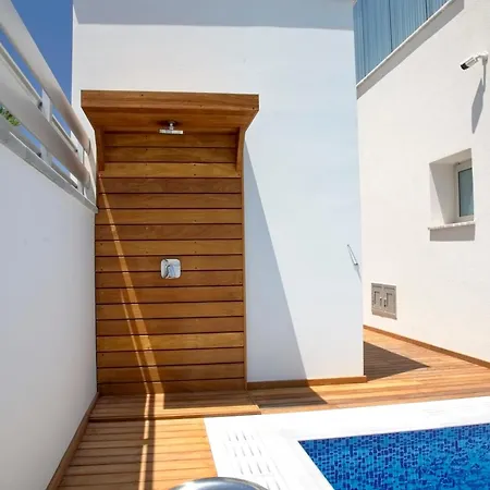 Villa Seaview Luxury Jacuzzi&pool! 2 Min Protaras