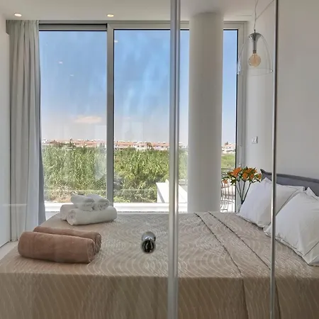 Seaview Luxury Jacuzzi & Pool! 2 Min Villa