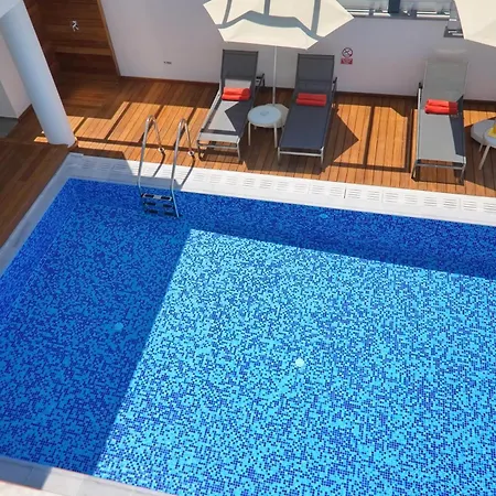 Seaview Luxury Jacuzzi & Pool! 2 Min فيلة *