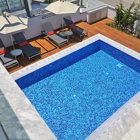 Villa Seaview Luxury Jacuzzi&pool! 2 Min