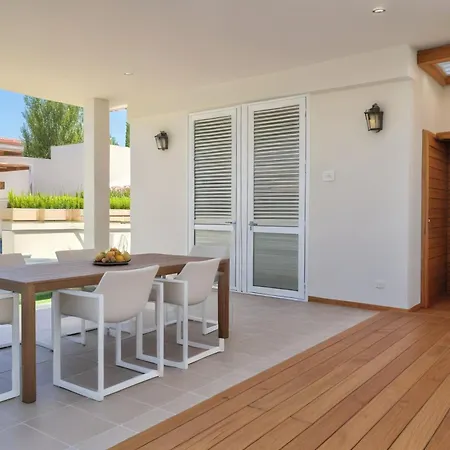 Villa Seaview Luxury Jacuzzi & Pool! 2 Min *