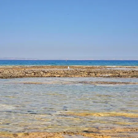 Seaview Luxury Jacuzzi & Pool! 2 Min
