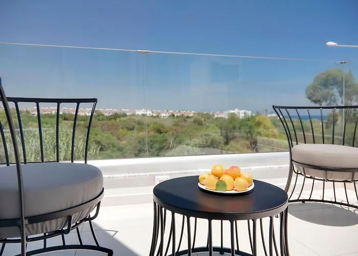 Seaview Luxury Jacuzzi & Pool! 2 Min * 普罗塔拉斯