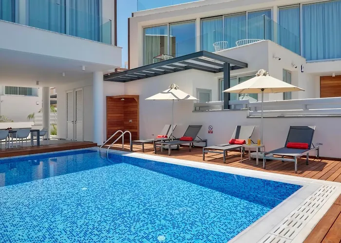 Seaview Luxury Jacuzzi & Pool! 2 Min 别墅 普罗塔拉斯