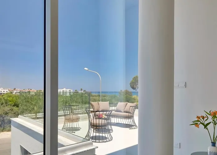 Seaview Luxury Jacuzzi & Pool! 2 Min * 普罗塔拉斯