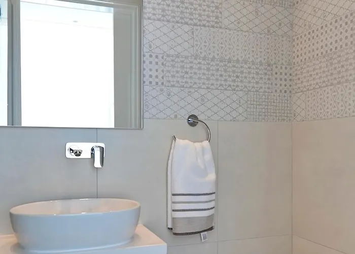 Seaview Luxury Jacuzzi & Pool! 2 Min 别墅 *