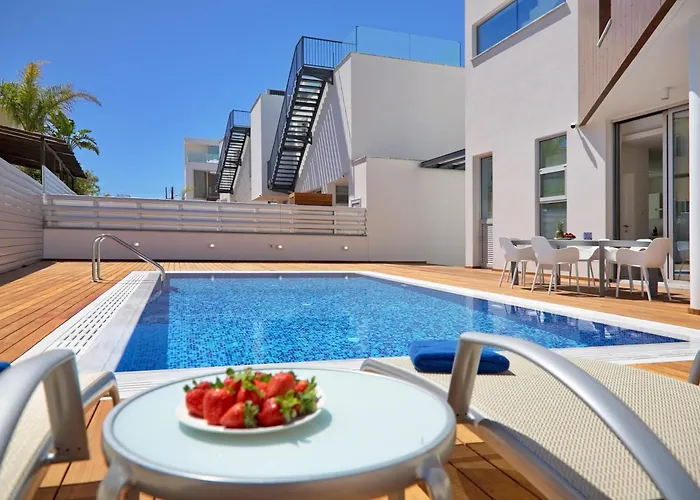 Seaview Luxury Jacuzzi & Pool! 2 Min 别墅 普罗塔拉斯