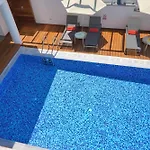 Seaview Luxury Jacuzzi & Pool! 2 Min וילה *